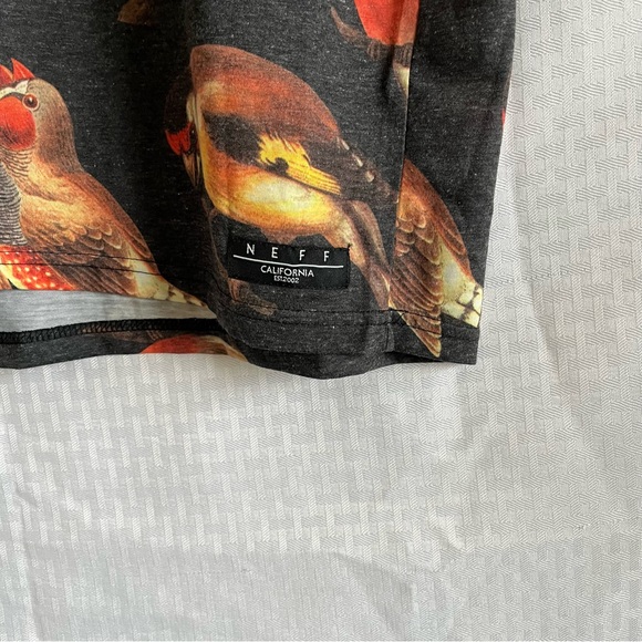 NEFF NWT Short Sleeve T-Shirt Black Express Multicolor Songbirds Cut N’Sew XXL - Picture 5 of 10